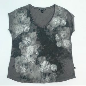 Rock & Republic Black & Gray Floral Scoop Neck Tee
